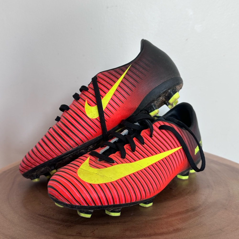Nike | Outdoor Soccer Cleats